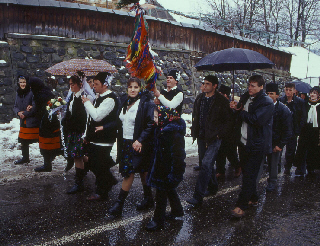 Feiernde auf dem Nachhauseweg