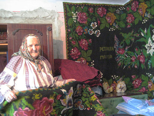 Frau in Tracht