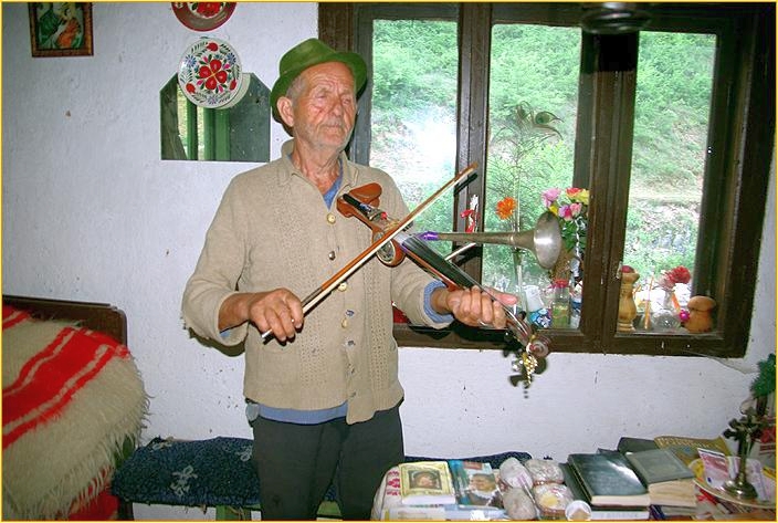 Mann mit Geige