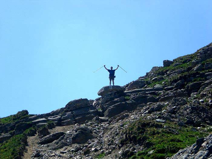 Mann in Berglandschaft