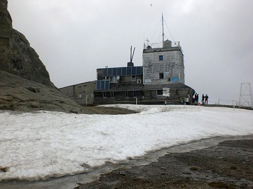 Berglandschaft mit Hütte