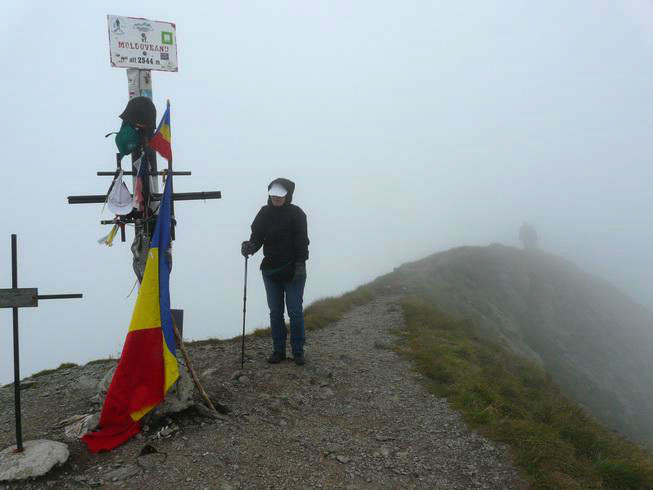 Nebel zieht auf den Gipfel