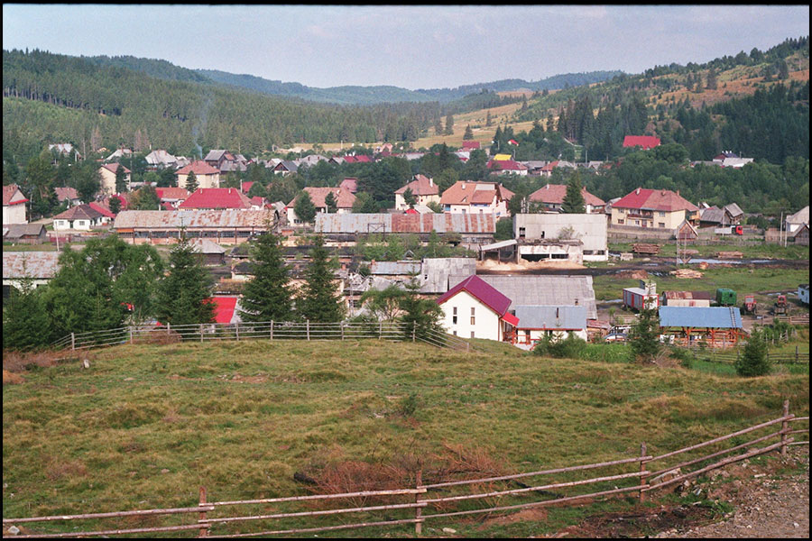 Blick auf das Dorf Comandau