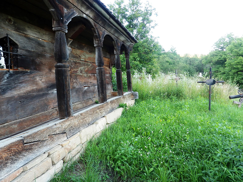 Holzkirchenwand