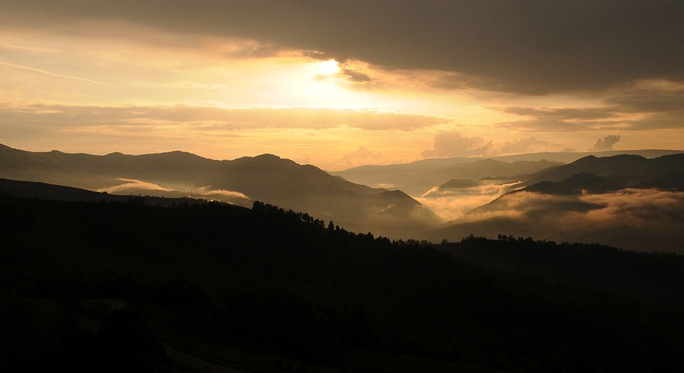 Bergpanorama im Abendlicht