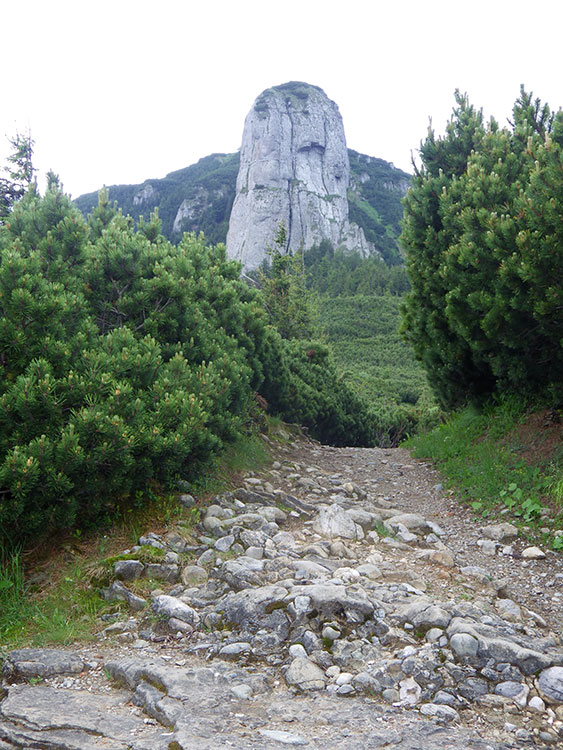 Foto vom Berg Panaghia mit Wanderweg