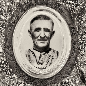 Grabportrait