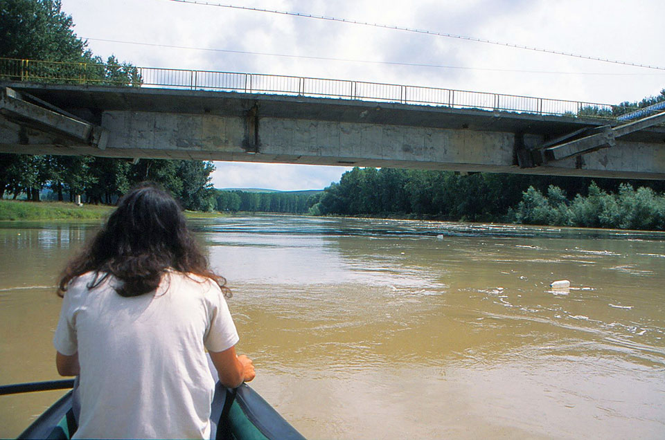 Boot im Wasser treibend