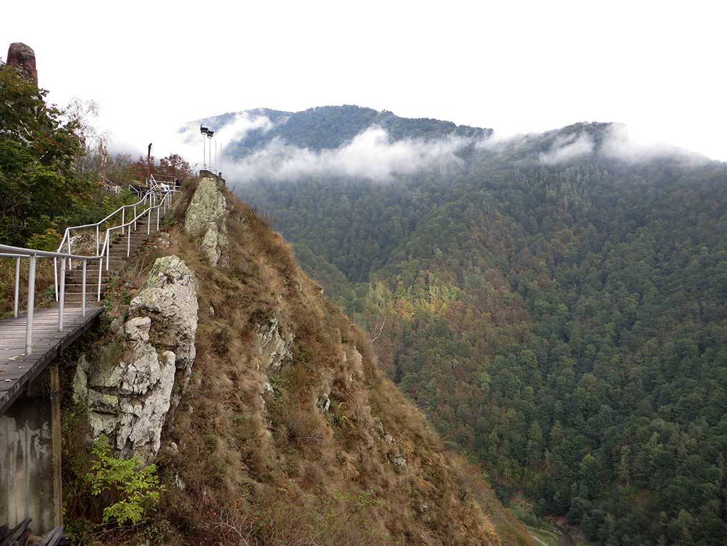 Aufstieg zu einer Burg