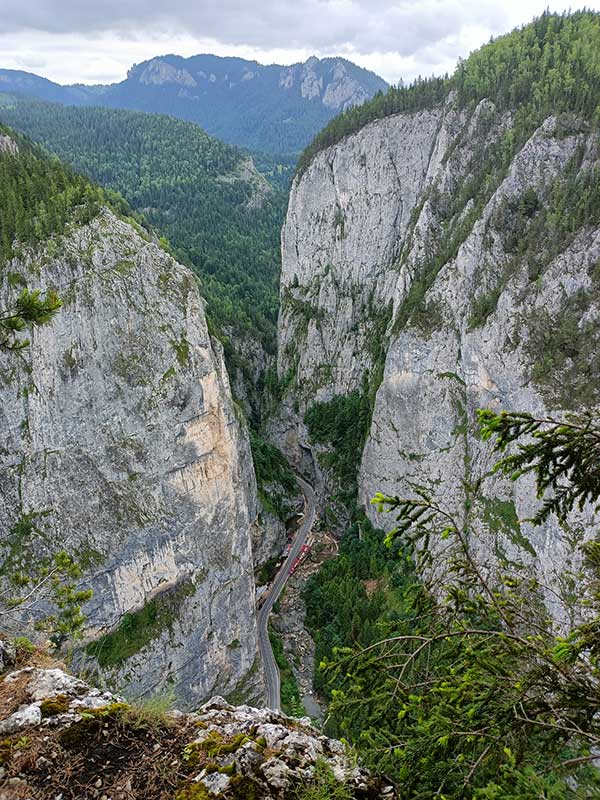 Weitsicht in eine Schlucht