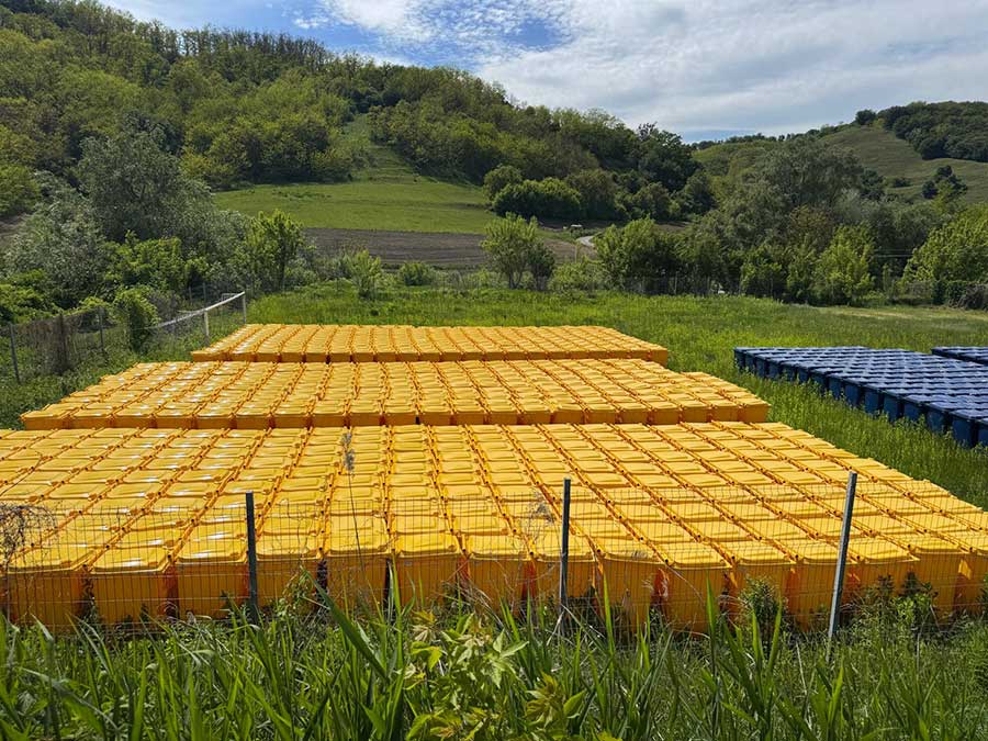 Tisch an einem Fluss